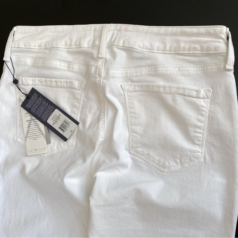 NWT 🤍 NYDJ Marilyn Straight Leg White Denim Jeans, 32” Inseam, Size 12 #MFOZ2013 - Picture 11 of 16